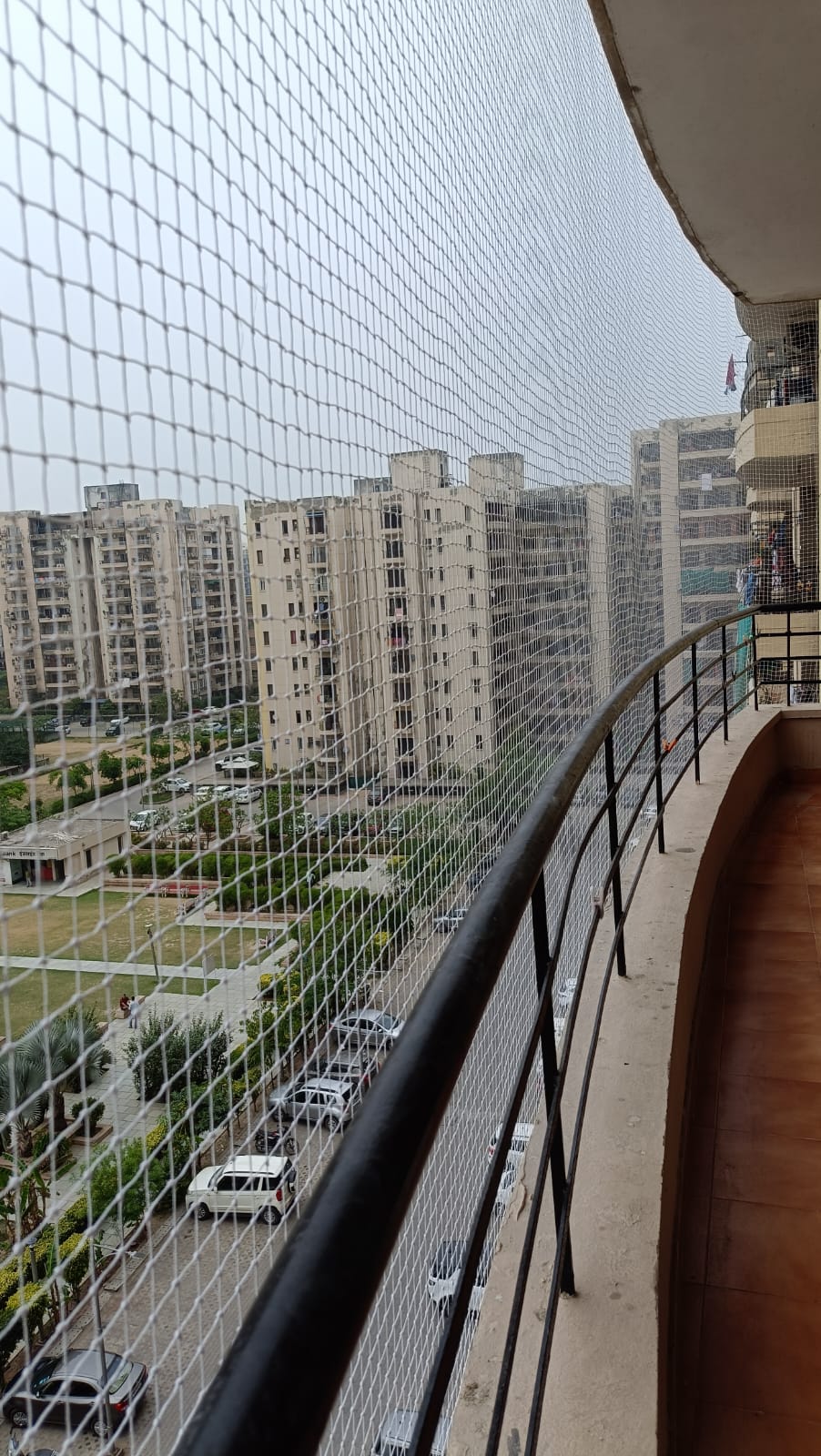 Grill balcony net installation
